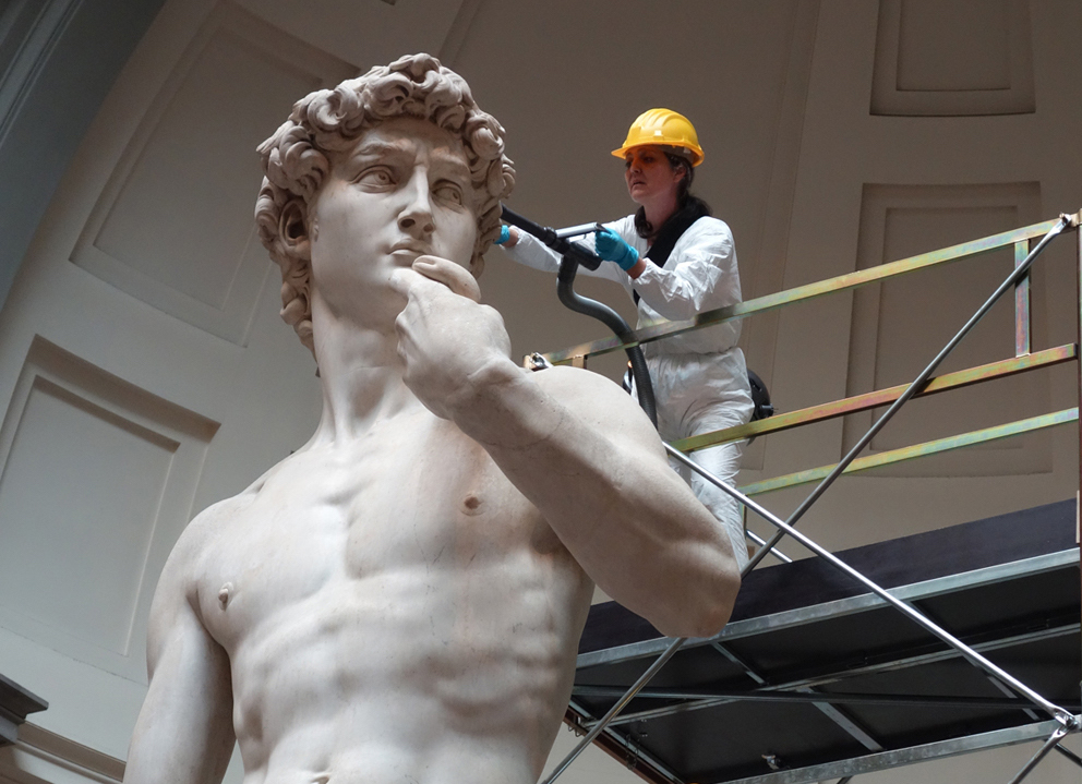 The Spring Cleaning of Michelangelo's David – Magenta Publishing Florence